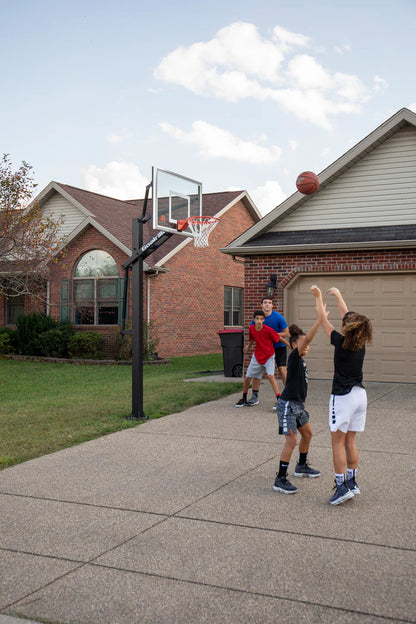 Goalrilla GS54C Sistema de aros de baloncesto en marcha